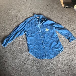 Vintage Disney store Winnie the Pooh embroidered denim shirt